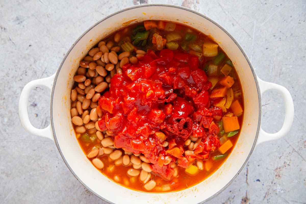 سوپ لوبیا چیتی