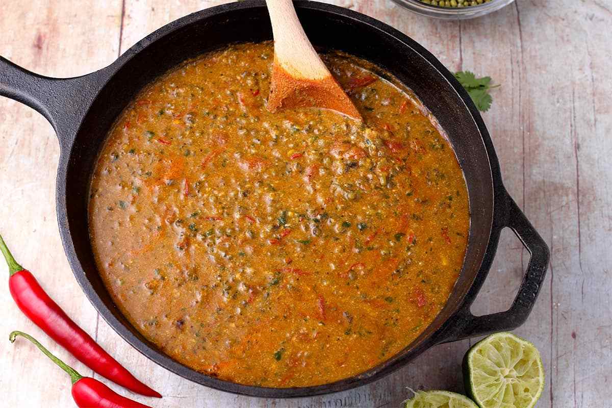 طرز تهیه خوراک ماش با رب