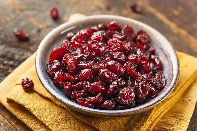 آلبالو خشک در بارداری