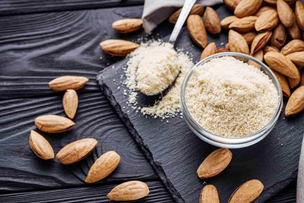 آرد بادام برای کیک