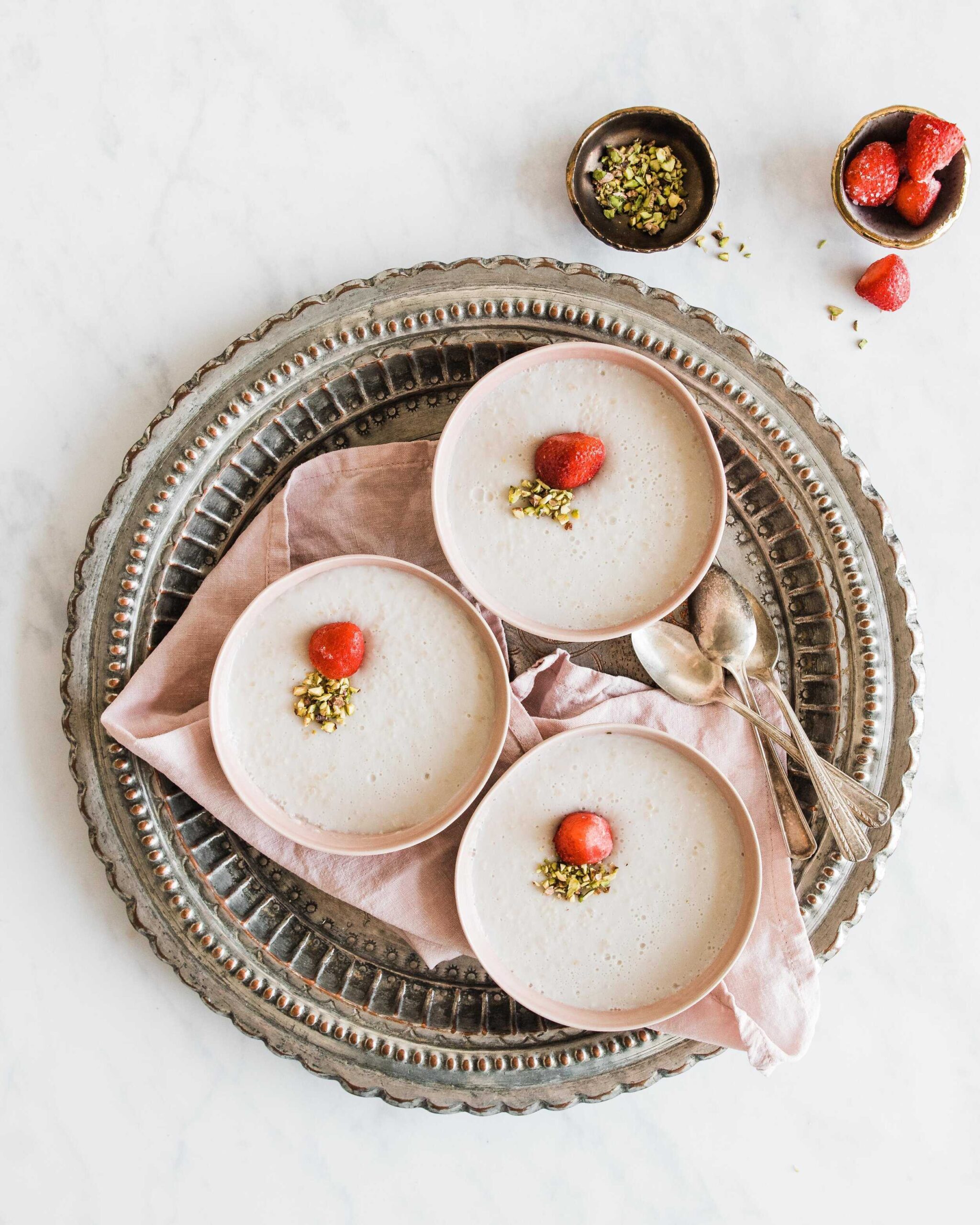 فرنی برنج و بادام