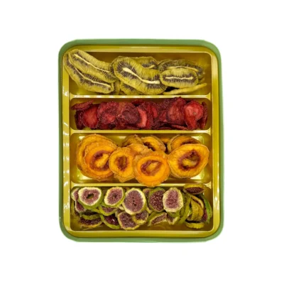 جعبه هدیه میوه رنگی از بالا زمینه سفید فام لند