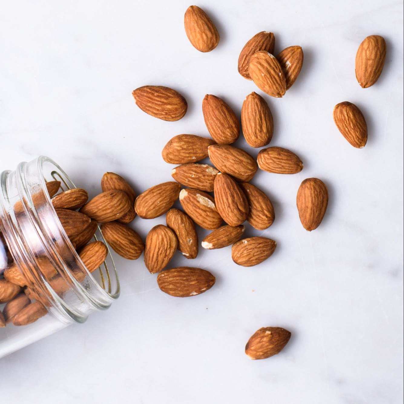 تفاوت انواع بادام