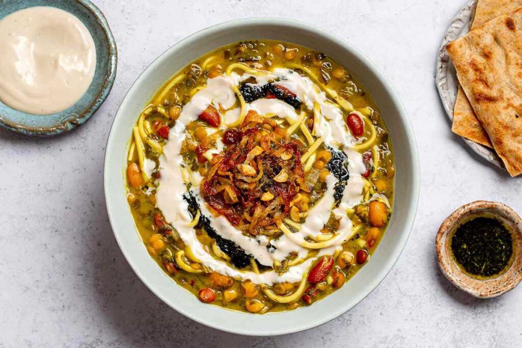 طرز تهیه آش رشته