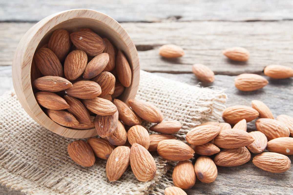 بادام سنگی یا بادام پوست کاغذی 