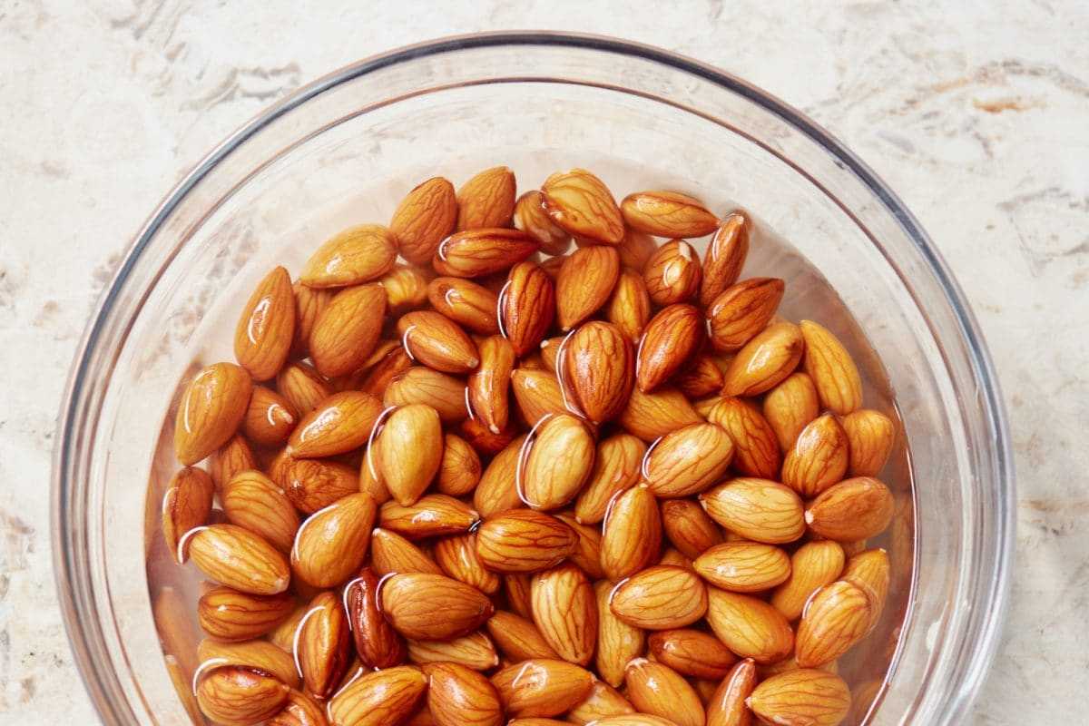 خواص بادام برای پوست و مو