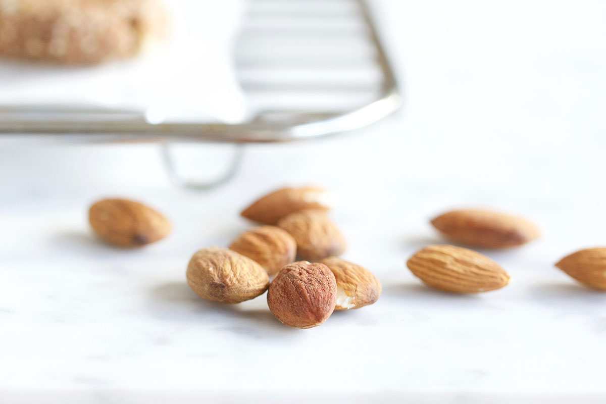 مصرف بادام در بارداری 