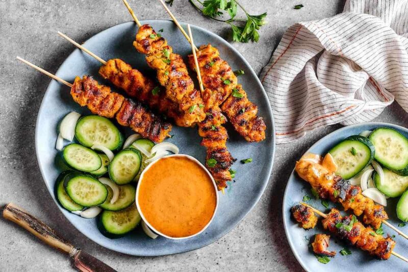 طرز تهیه سس بادام زمینی