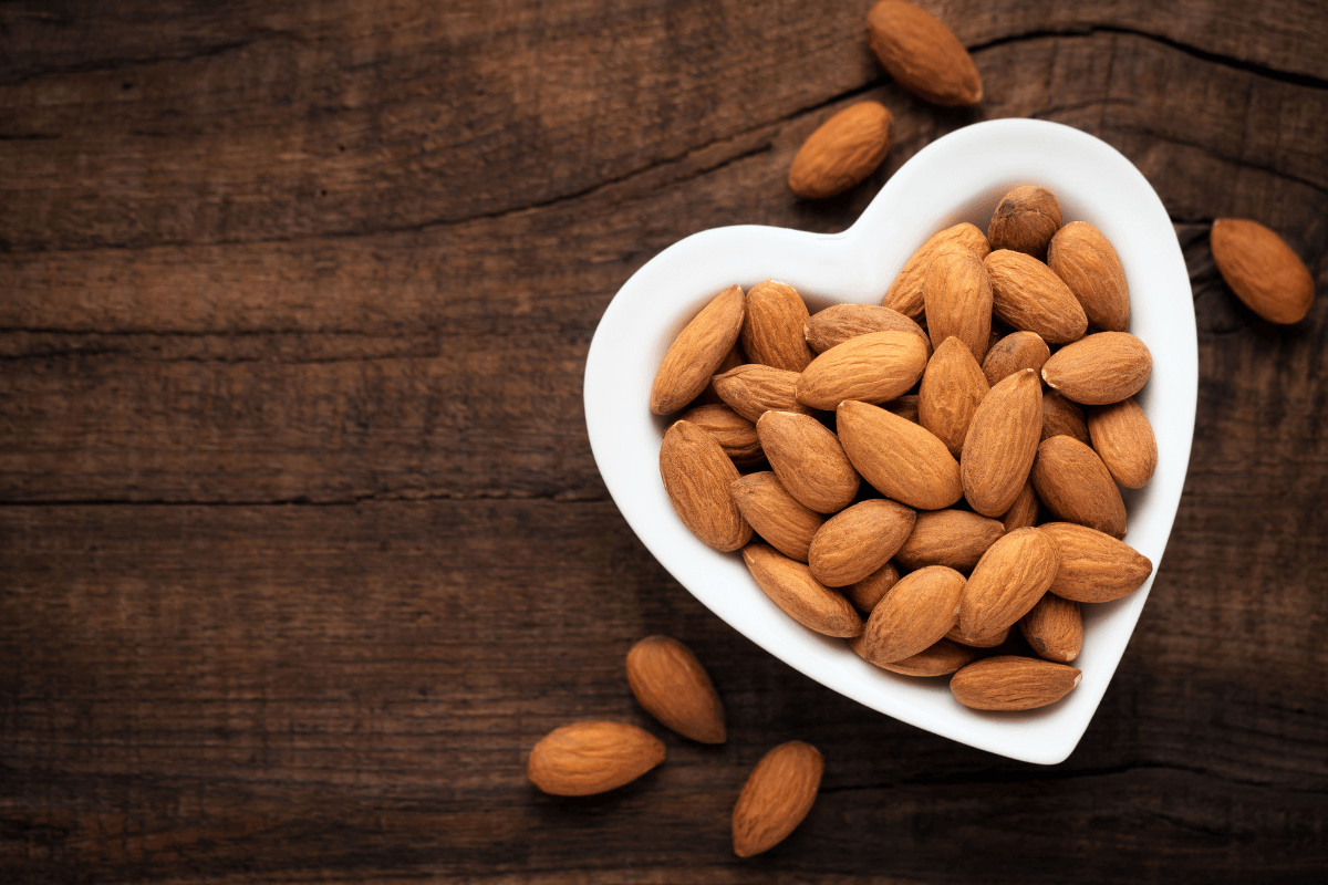 بادام برای کاهش استرس