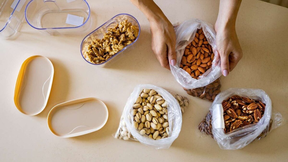 نگهداری از آجیل در جای خشک و خنک
